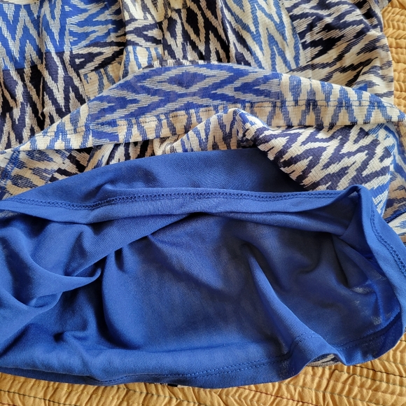 Liz Claiborne Women's Small Top Short Sleeve - Picture 5 of 6